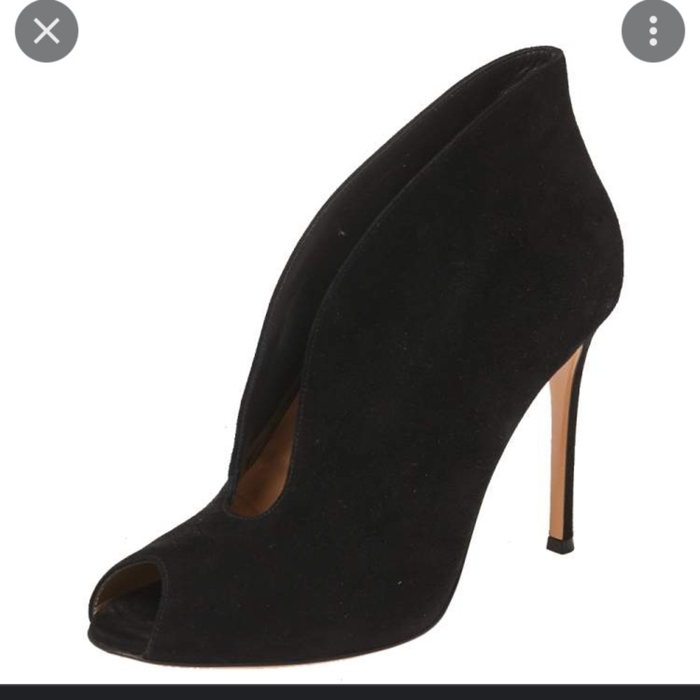 GIANVITO ROSSI MADE IN ITALY SUEDE PEEP TOE EUC BOOTIES 39.5